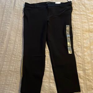 NWT Old navy pixie black pants size 18